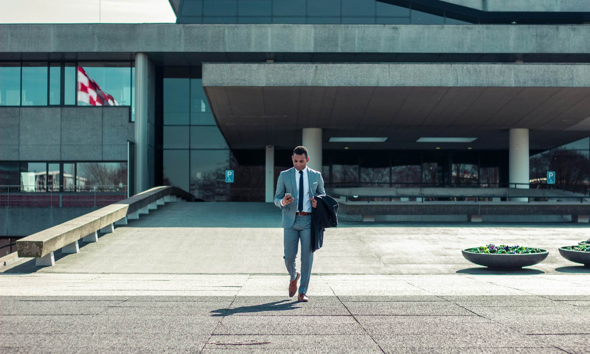 bram-naus-oqnVnI5ixHg-unsplash (2)